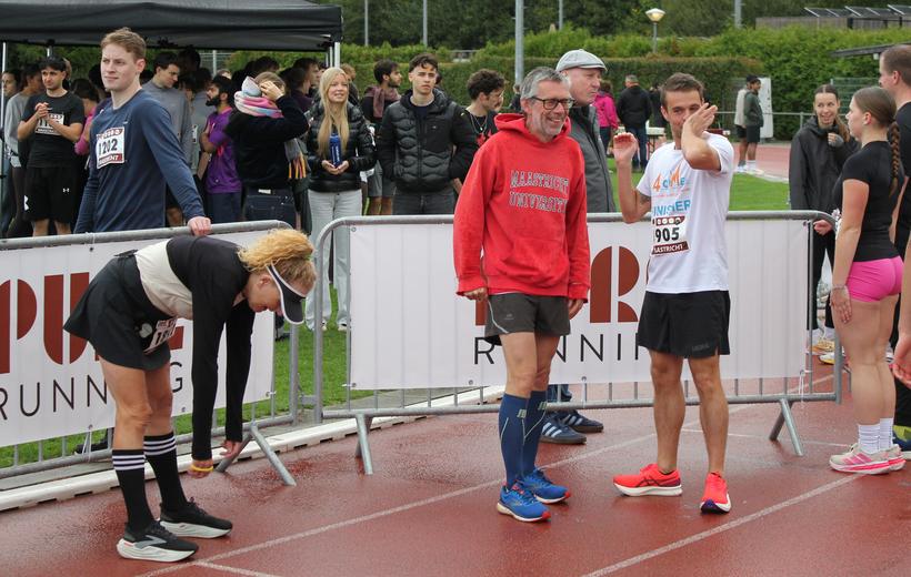 Hans Triatleet · 12:00