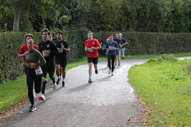 Hans Triatleet · 12:34