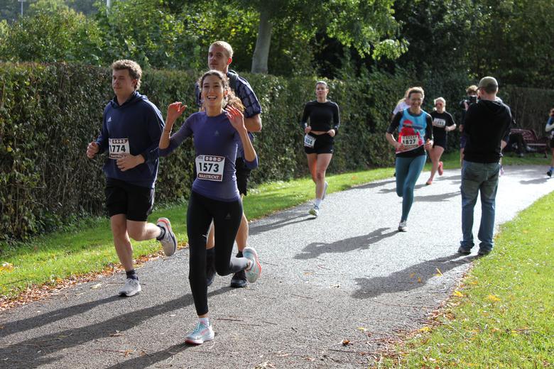 Hans Triatleet · 12:37