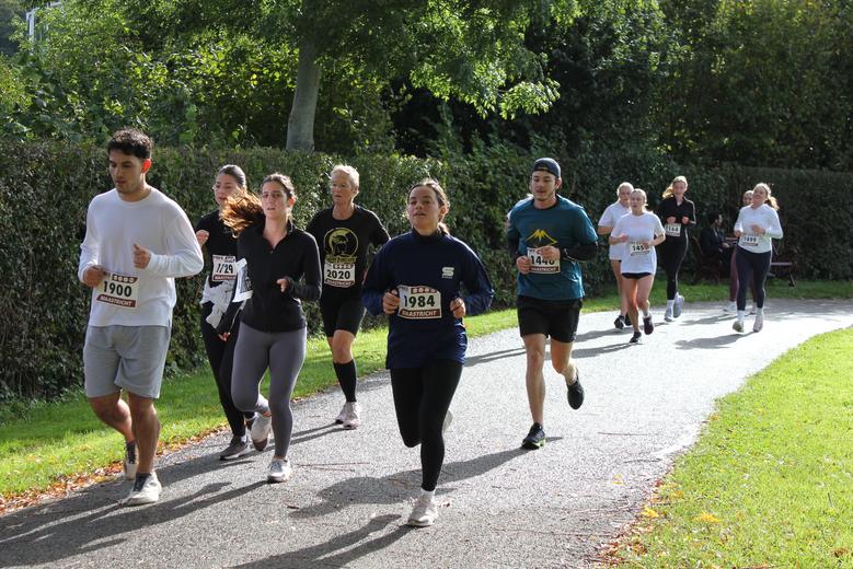Hans Triatleet · 12:38