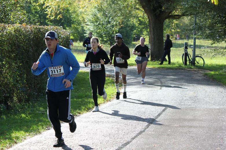 Hans Triatleet · 12:48